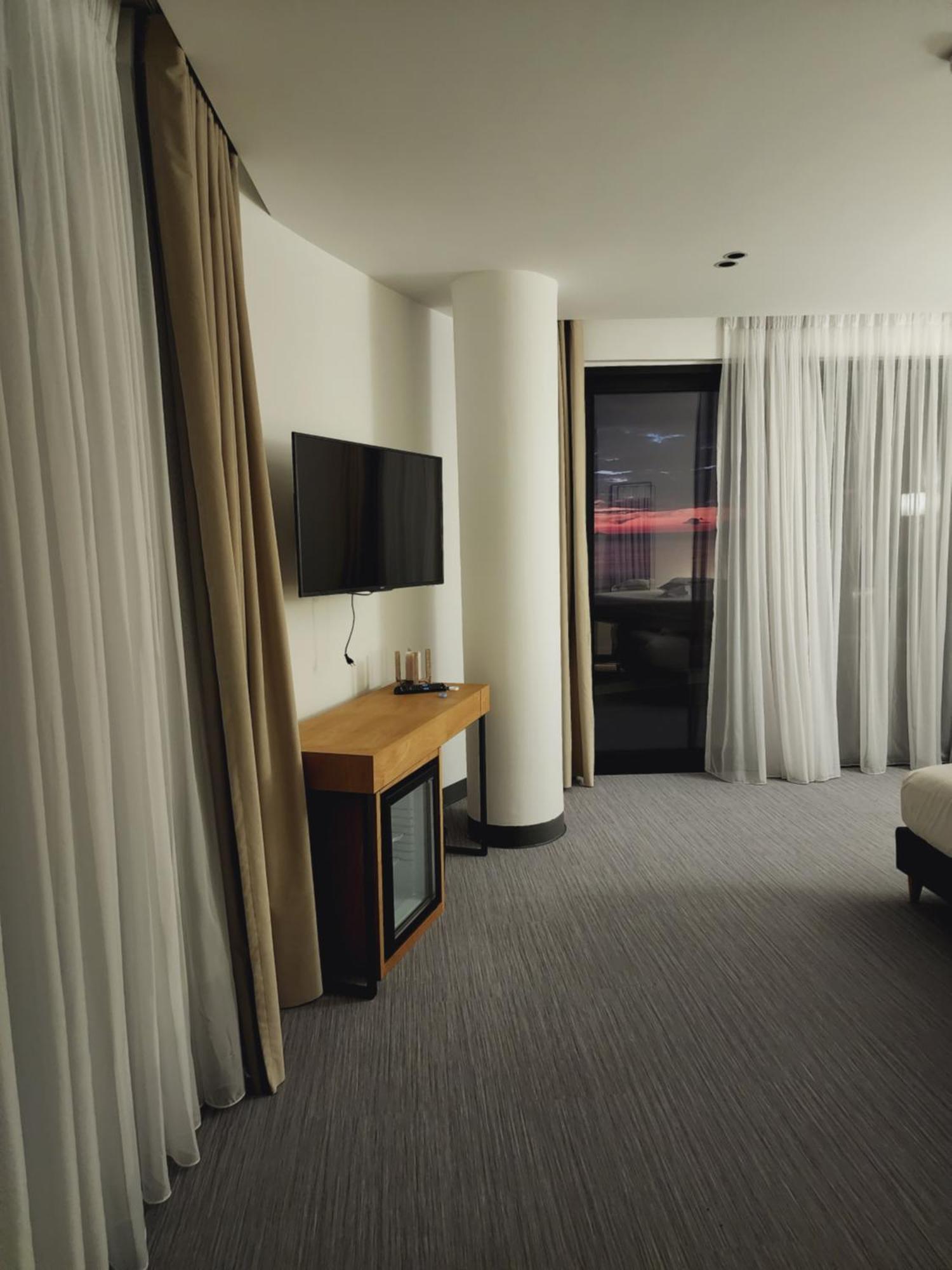 Manta Hotel クサミル エクステリア 写真
